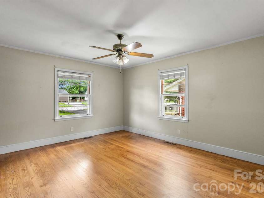 711 Rockwood Drive, Rock Hill, SC 29730.  MLS# CAR4387577, YatesRealty ID 26490. 