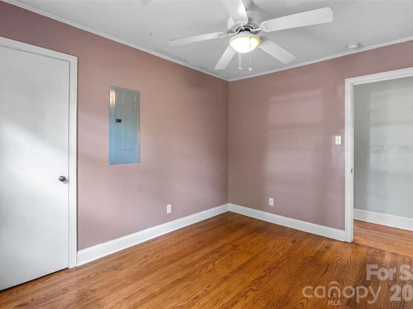 711 Rockwood Drive, Rock Hill, SC 29730.  MLS# CAR4387577, YatesRealty ID 26490. 