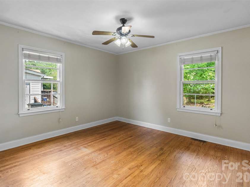 711 Rockwood Drive, Rock Hill, SC 29730.  MLS# CAR4387577, YatesRealty ID 26490. 
