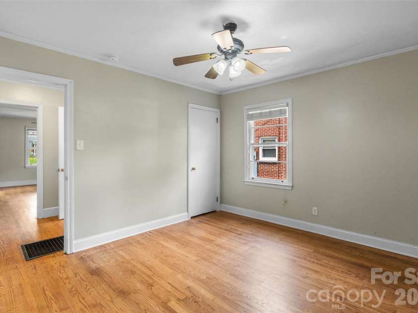 711 Rockwood Drive, Rock Hill, SC 29730.  MLS# CAR4387577, YatesRealty ID 26490. 
