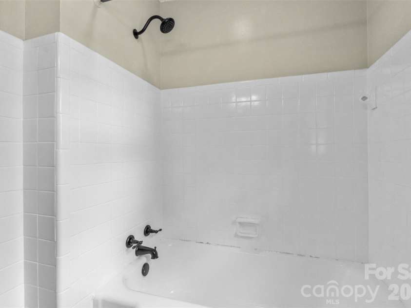 711 Rockwood Drive, Rock Hill, SC 29730.  MLS# CAR4387577, YatesRealty ID 26490. 