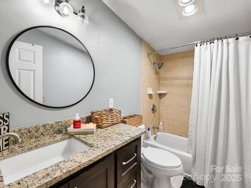 472 Hidden Valley Road, Clyde, NC 28721.  MLS# CAR4279135, YatesRealty ID 26491. 