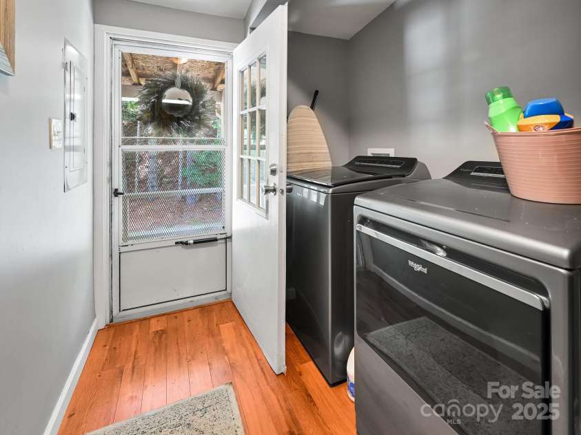 472 Hidden Valley Road, Clyde, NC 28721.  MLS# CAR4279135, YatesRealty ID 26491. 