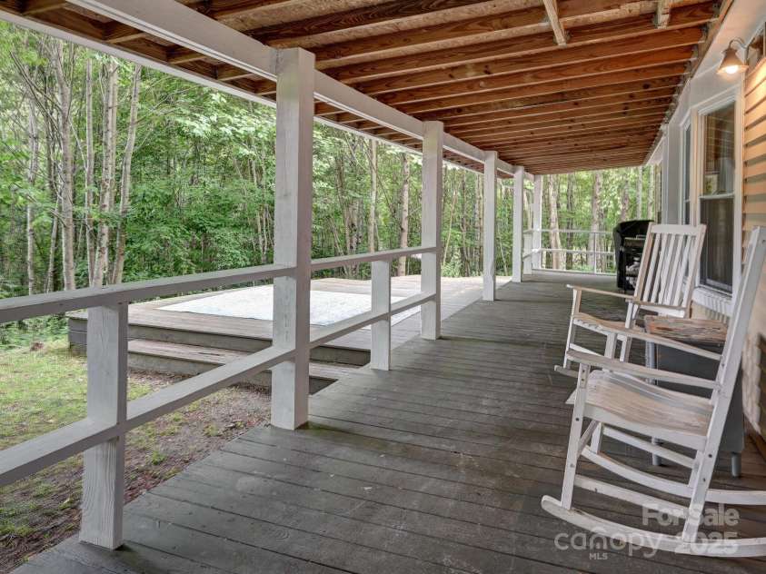 472 Hidden Valley Road, Clyde, NC 28721.  MLS# CAR4279135, YatesRealty ID 26491. 