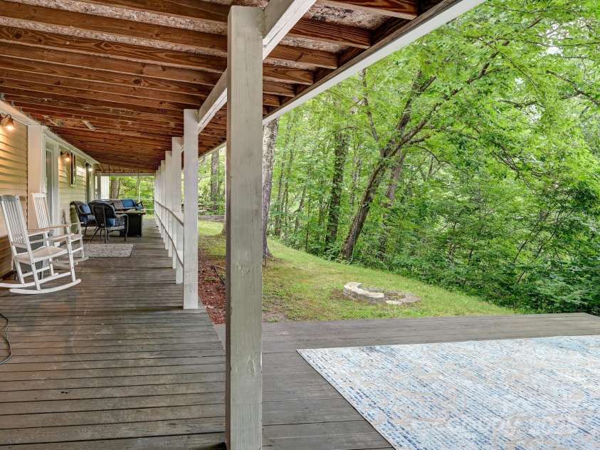 472 Hidden Valley Road, Clyde, NC 28721.  MLS# CAR4279135, YatesRealty ID 26491. 