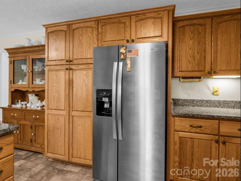 136 Old Tanglewood Trail, Hendersonville, NC 28739.  MLS# CAR4324799, YatesRealty ID 26492. 