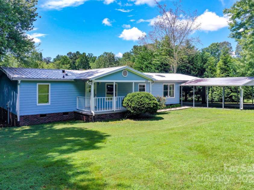 150 Navaho Trail, Rutherfordton, NC 28139.  MLS# CAR4279010, YatesRealty ID 26492. 