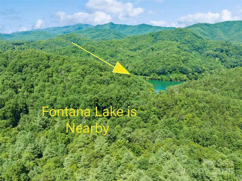 299 Blue Ridge Parkway, Bryson City, NC 28713.  MLS# CAR4281714, YatesRealty ID 26493. 