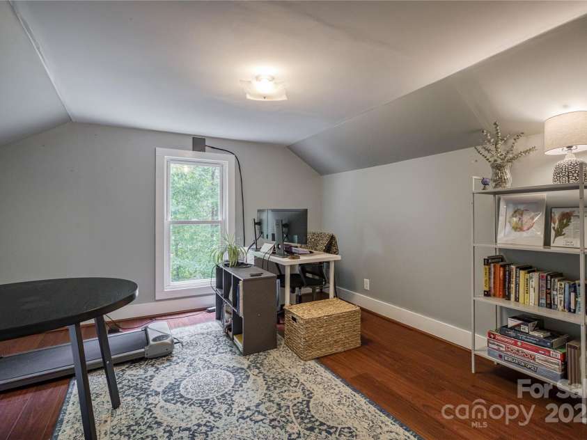 107 Burke Drive, Morganton, NC 28655.  MLS# CAR4281868, YatesRealty ID 26494. 