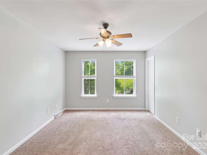 6901 Dunton Street, Huntersville, NC 28078.  MLS# CAR4282229, YatesRealty ID 26495. 