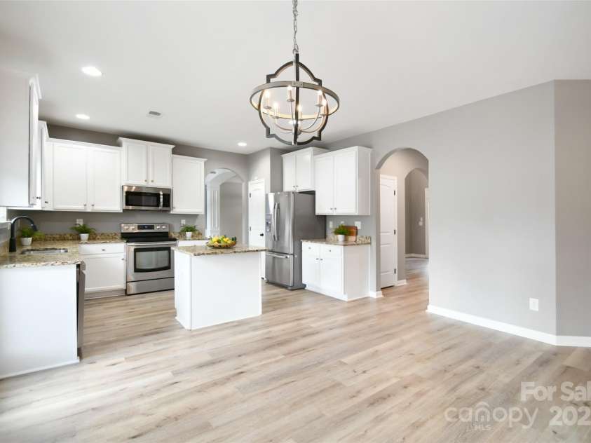 117 Kenyon Loop, Mooresville, NC 28115.  MLS# CAR4281521, YatesRealty ID 26497. 