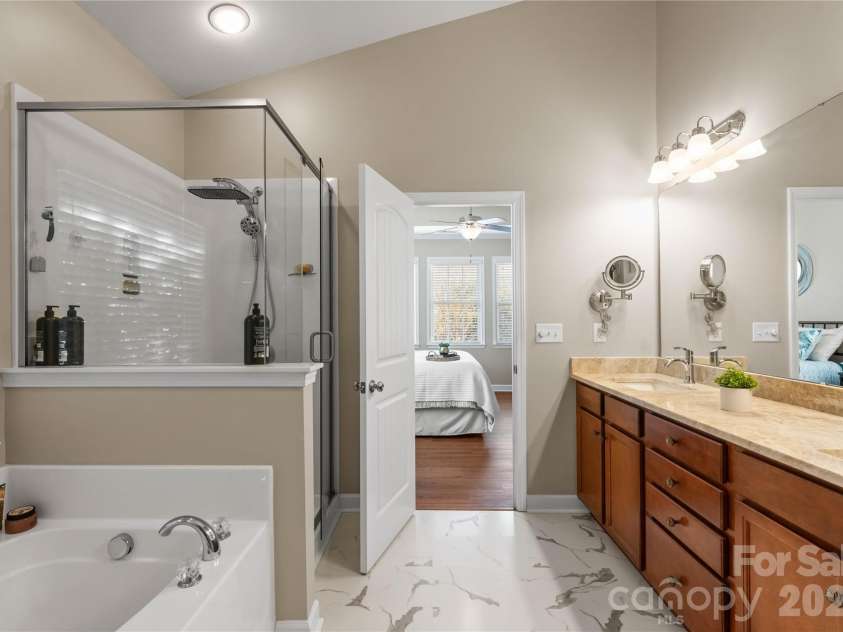 596 Rosemary Lane, Tega Cay, SC 29708.  MLS# CAR4359622, YatesRealty ID 26497. Upgraded Primary bathroom