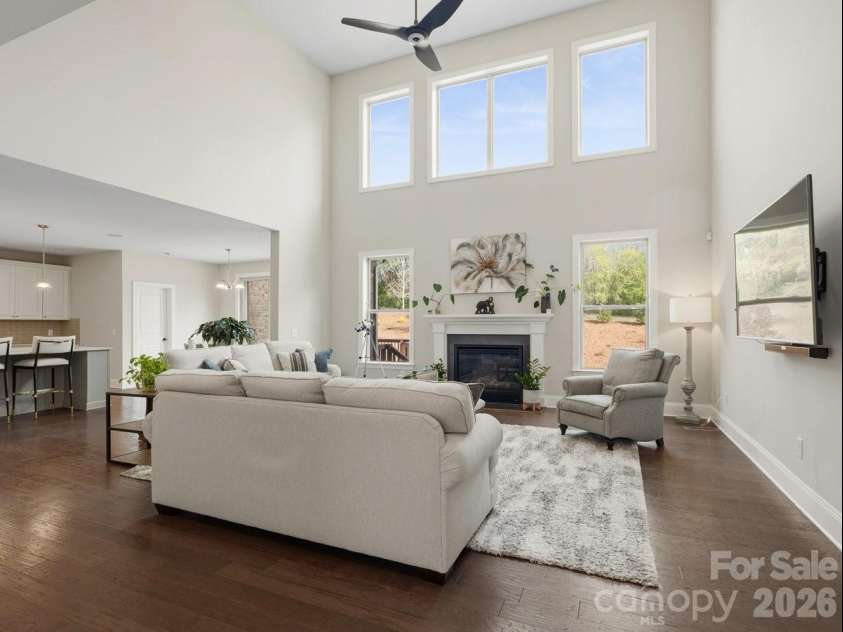 1015 Golden Bell Drive, Waxhaw, NC 28173.  MLS# CAR4361924, YatesRealty ID 26498. 