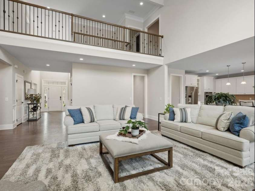 1015 Golden Bell Drive, Waxhaw, NC 28173.  MLS# CAR4361924, YatesRealty ID 26498. 