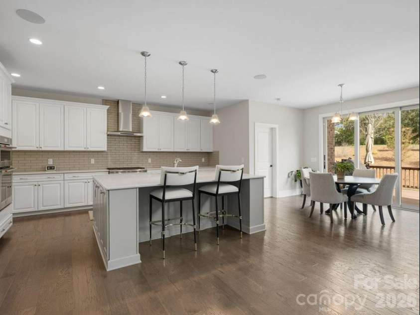 1015 Golden Bell Drive, Waxhaw, NC 28173.  MLS# CAR4361924, YatesRealty ID 26498. 