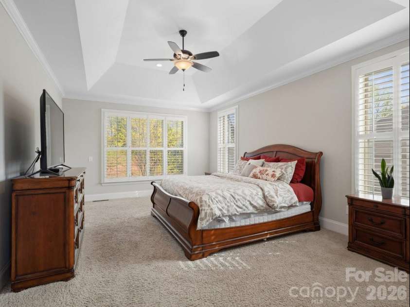 1015 Golden Bell Drive, Waxhaw, NC 28173.  MLS# CAR4361924, YatesRealty ID 26498. 