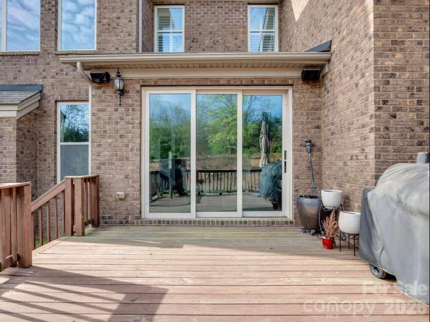 1015 Golden Bell Drive, Waxhaw, NC 28173.  MLS# CAR4361924, YatesRealty ID 26498. 