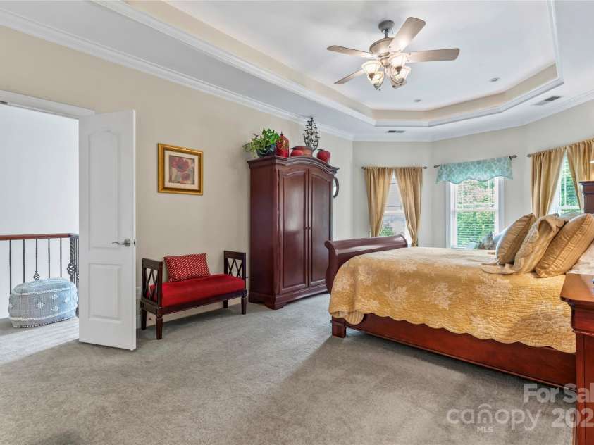 2541 Penngate Drive, Sherrills Ford, NC 28673.  MLS# CAR4267338, YatesRealty ID 26499. 