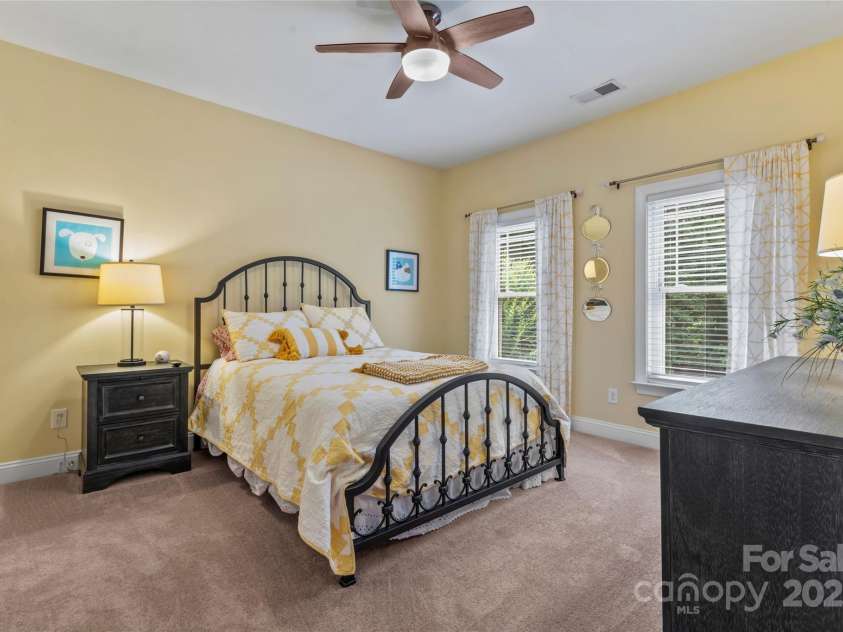 2541 Penngate Drive, Sherrills Ford, NC 28673.  MLS# CAR4267338, YatesRealty ID 26499. 