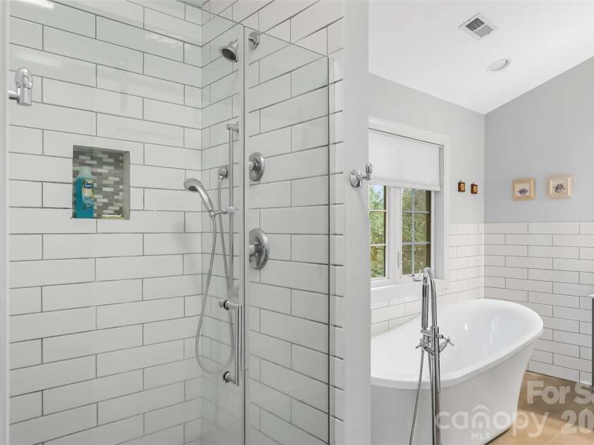 1726 Waterford Way, Morganton, NC 28655.  MLS# CAR4335451, YatesRealty ID 2650. 