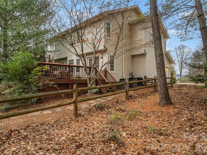 1726 Waterford Way, Morganton, NC 28655.  MLS# CAR4335451, YatesRealty ID 2650. 