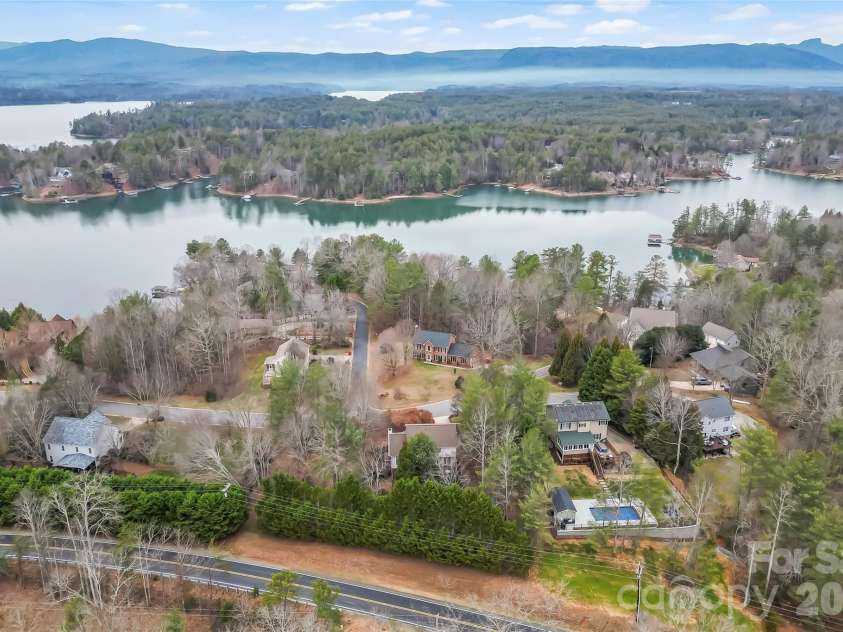 1726 Waterford Way, Morganton, NC 28655.  MLS# CAR4335451, YatesRealty ID 2650. 