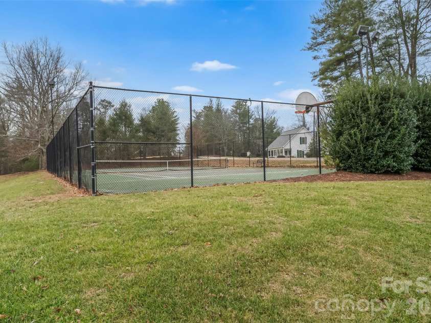 1726 Waterford Way, Morganton, NC 28655.  MLS# CAR4335451, YatesRealty ID 2650. 