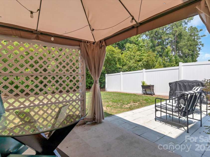 3159 Hartson Pointe Drive, Fort Mill, SC 29707.  MLS# CAR4275300, YatesRealty ID 26500. 