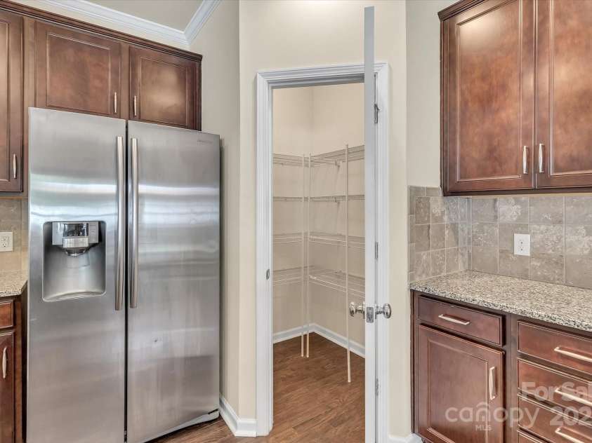 3159 Hartson Pointe Drive, Fort Mill, SC 29707.  MLS# CAR4275300, YatesRealty ID 26500. 