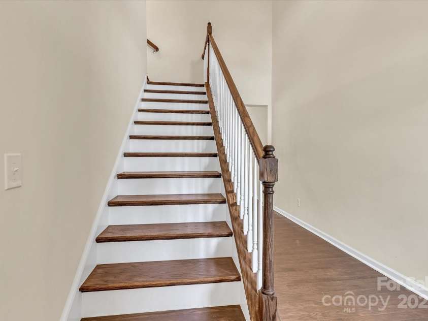 3159 Hartson Pointe Drive, Fort Mill, SC 29707.  MLS# CAR4275300, YatesRealty ID 26500. 