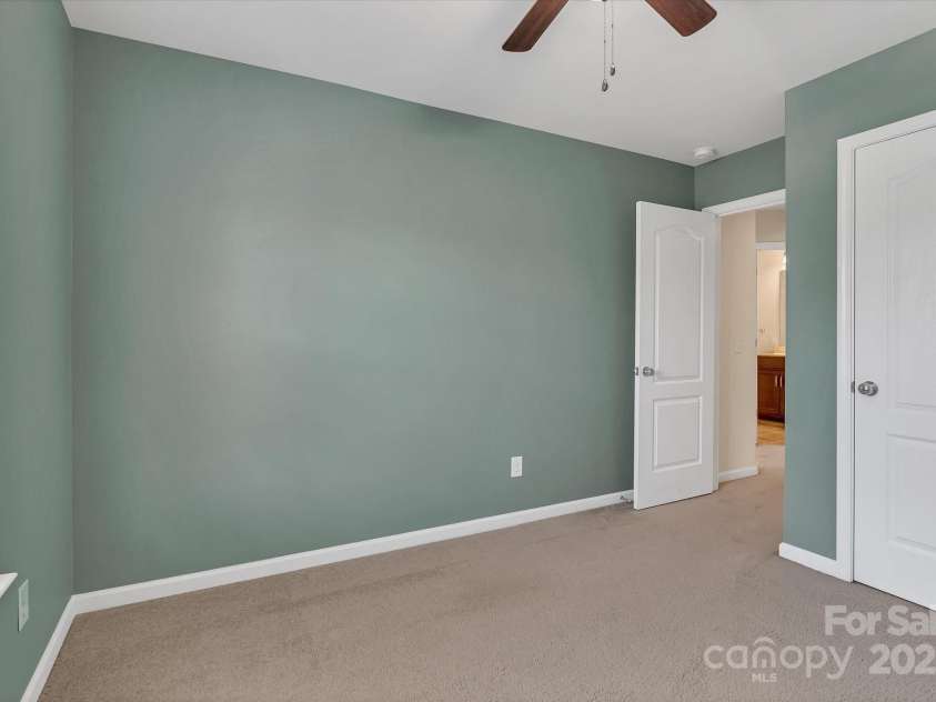 3159 Hartson Pointe Drive, Fort Mill, SC 29707.  MLS# CAR4275300, YatesRealty ID 26500. 