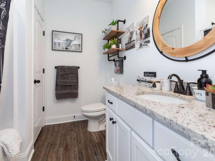 153 Fairlane Loop, Whittier, NC 28789.  MLS# CAR4368532, YatesRealty ID 26501. 