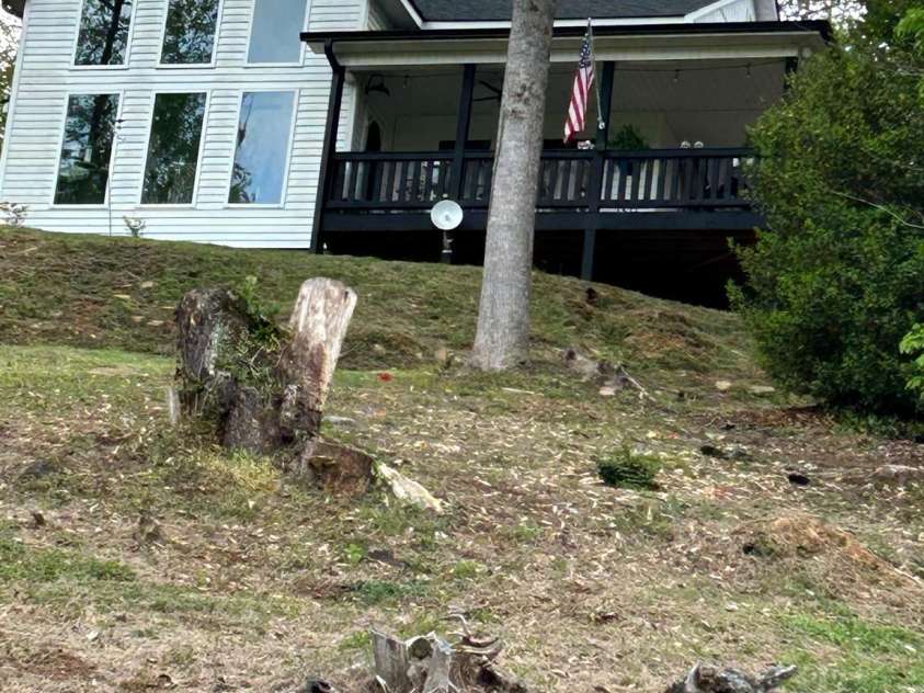 153 Fairlane Loop, Whittier, NC 28789.  MLS# CAR4368532, YatesRealty ID 26501. 