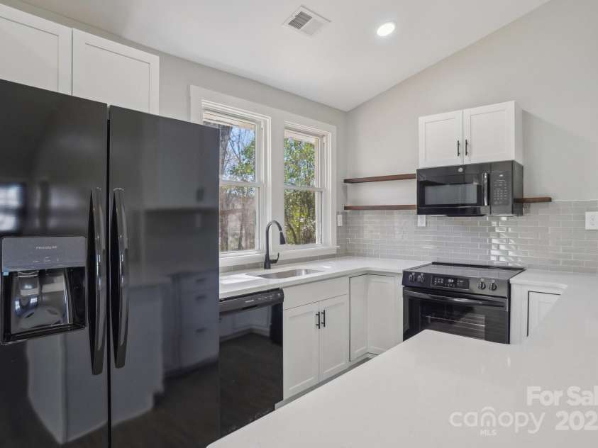 132 Shady Grove Road, Kings Mountain, NC 28086.  MLS# CAR4234992, YatesRealty ID 26503. 