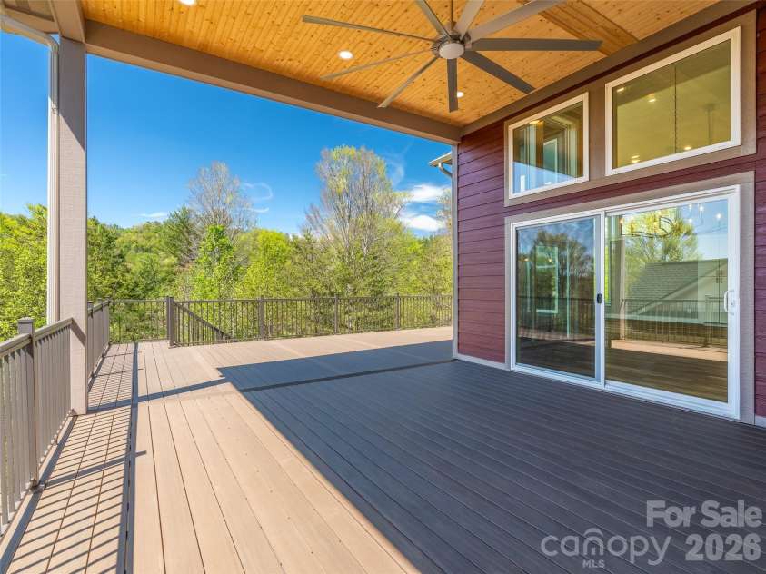 49 Al Dorf Drive, Weaverville, NC 28787.  MLS# CAR4372663, YatesRealty ID 26504. 