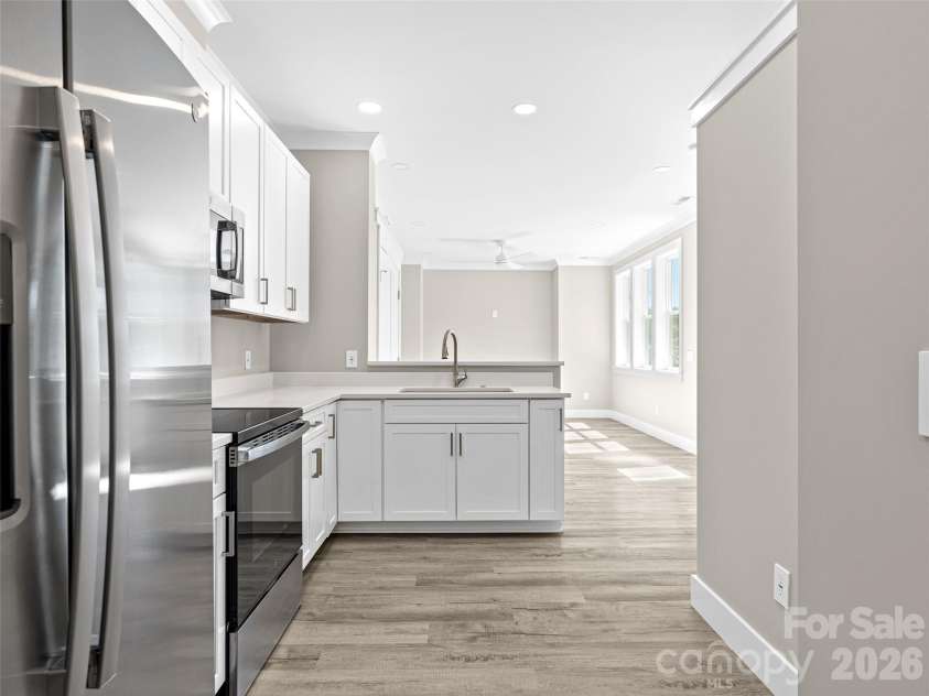 49 Al Dorf Drive, Weaverville, NC 28787.  MLS# CAR4372663, YatesRealty ID 26504. 