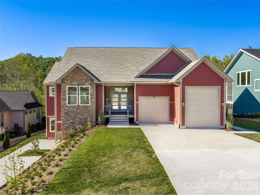 49 Al Dorf Drive, Weaverville, NC 28787.  MLS# CAR4372663, YatesRealty ID 26504. 