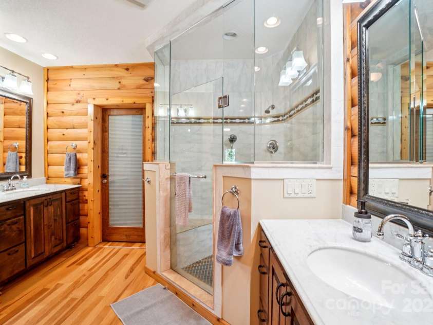 1253 Forest Drive, Maggie Valley, NC 28751.  MLS# CAR4274700, YatesRealty ID 26505. 