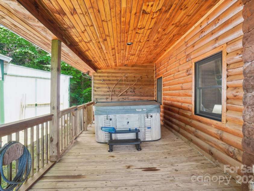 1253 Forest Drive, Maggie Valley, NC 28751.  MLS# CAR4274700, YatesRealty ID 26505. 