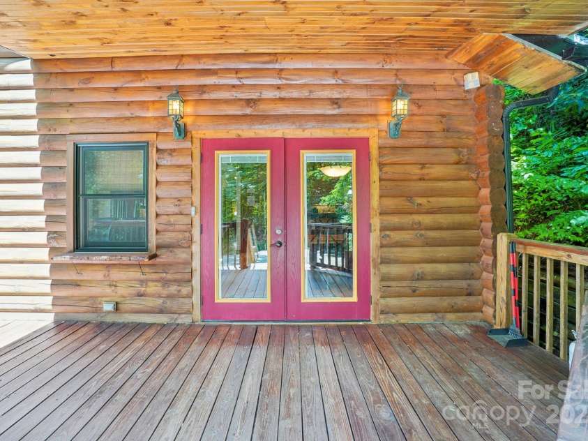 1253 Forest Drive, Maggie Valley, NC 28751.  MLS# CAR4274700, YatesRealty ID 26505. 