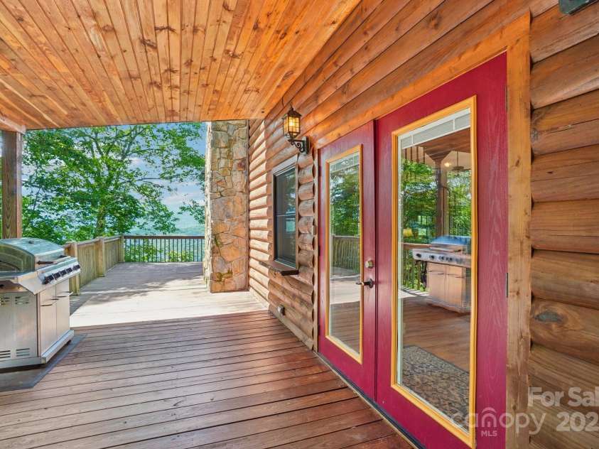 1253 Forest Drive, Maggie Valley, NC 28751.  MLS# CAR4274700, YatesRealty ID 26505. 