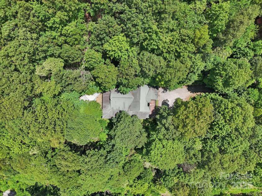 1253 Forest Drive, Maggie Valley, NC 28751.  MLS# CAR4274700, YatesRealty ID 26505. 