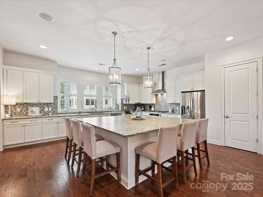 4022 City Homes Place, Charlotte, NC 28209.  MLS# CAR4282142, YatesRealty ID 26506. 
