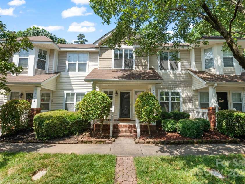 8310 Brickle Lane, Huntersville, NC 28078.  MLS# CAR4270858, YatesRealty ID 26507. 