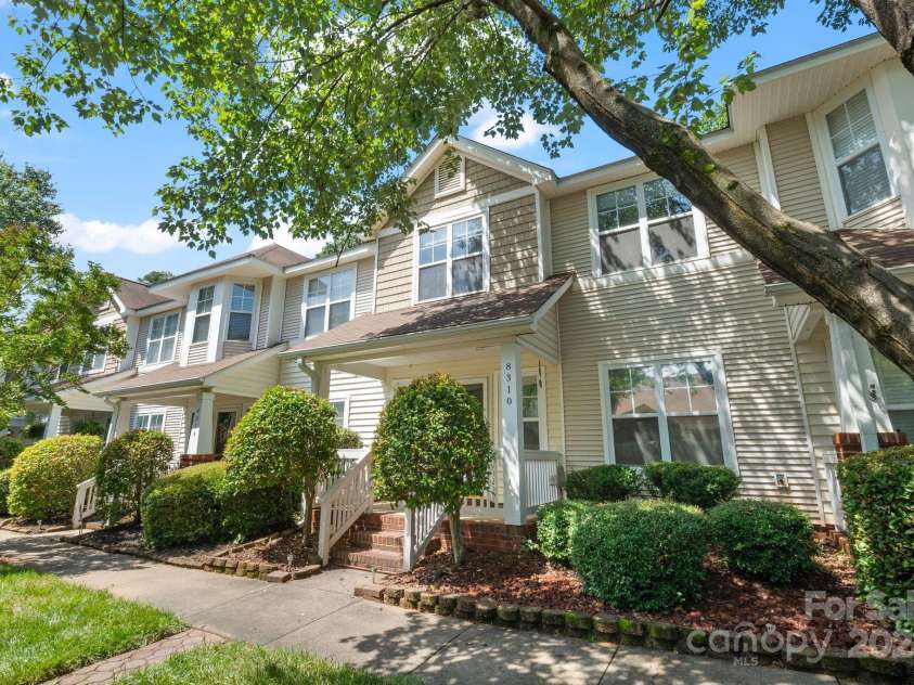 8310 Brickle Lane, Huntersville, NC 28078.  MLS# CAR4270858, YatesRealty ID 26507. 