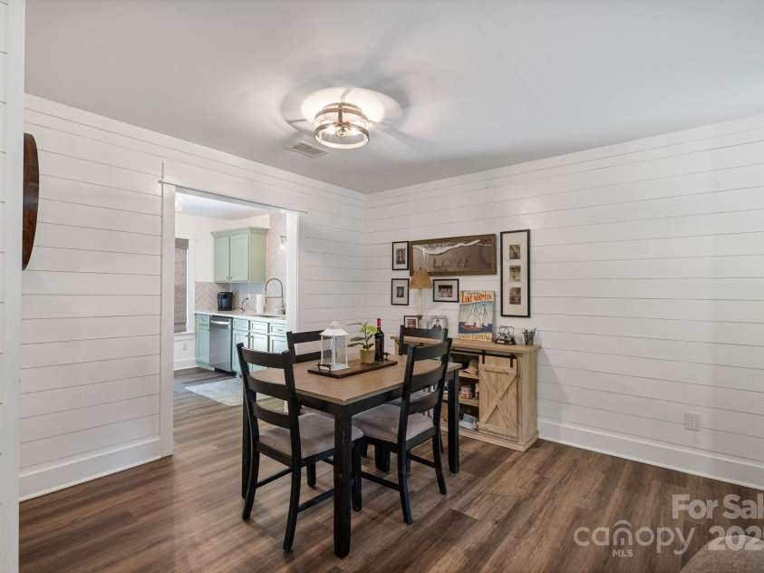 8310 Brickle Lane, Huntersville, NC 28078.  MLS# CAR4270858, YatesRealty ID 26507. 