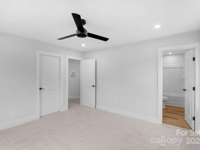 103 Churchill Drive, Kings Mountain, NC 28086.  MLS# CAR4262786, YatesRealty ID 26509. 