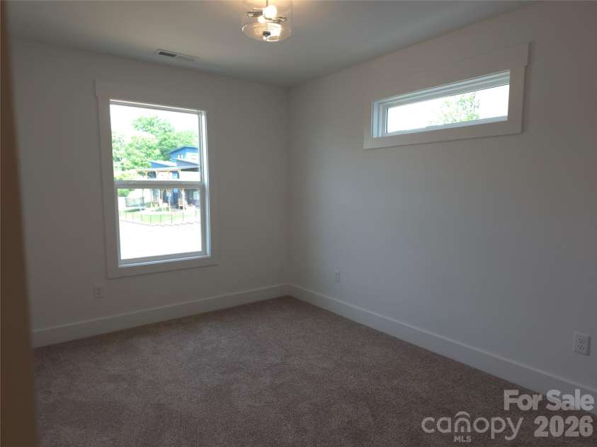13 Bolton Street, Asheville, NC 28806.  MLS# CAR4380229, YatesRealty ID 26509. 