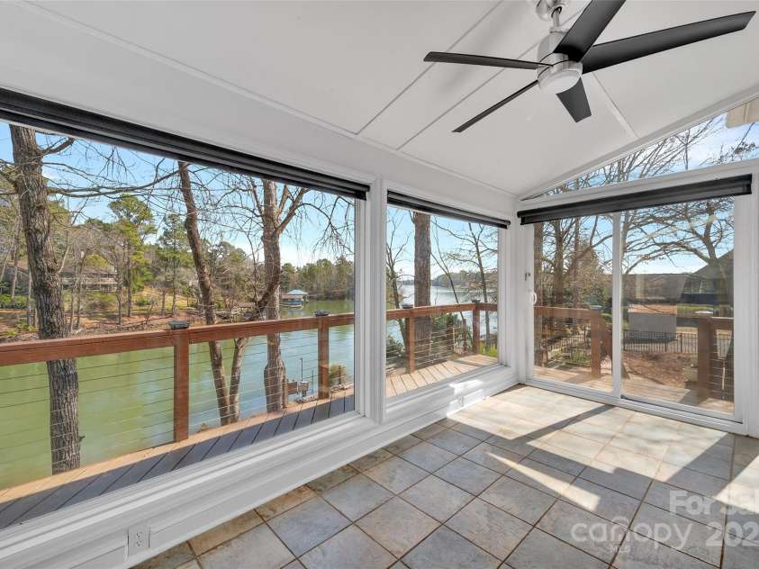 1077 Gauguin Lane, Tega Cay, SC 29708.  MLS# CAR4219217, YatesRealty ID 2651. Sunroom off Primary Bedroom