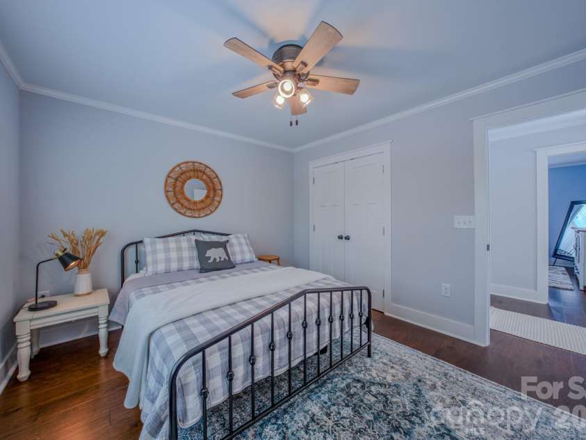 15 Tudor Way, Black Mountain, NC 28711.  MLS# CAR4379206, YatesRealty ID 26511. Bedroom 2